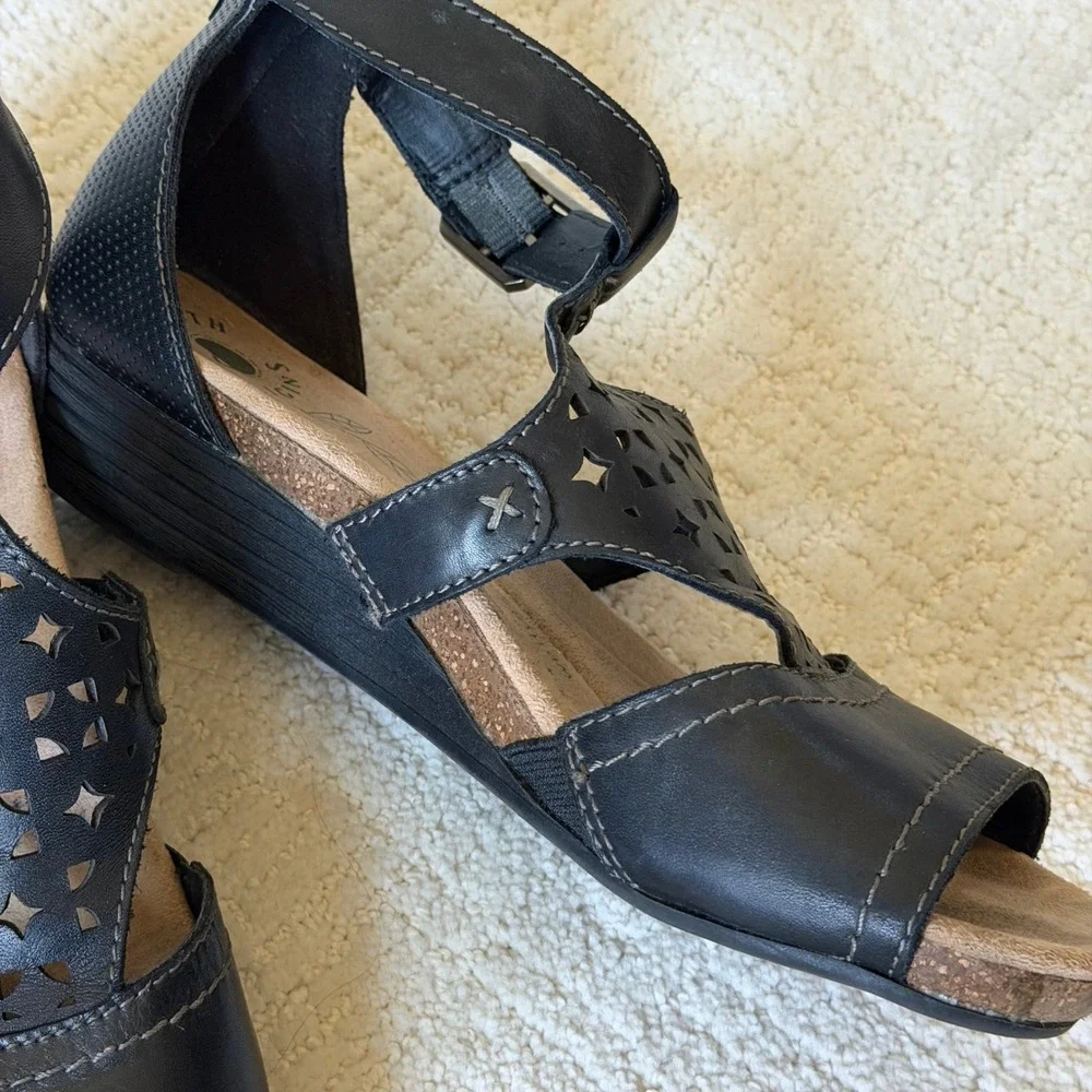 Earth Origins Hermia Black Leather Wedge Sandals‎ Laser Cut Strappy Womens 9.5M
